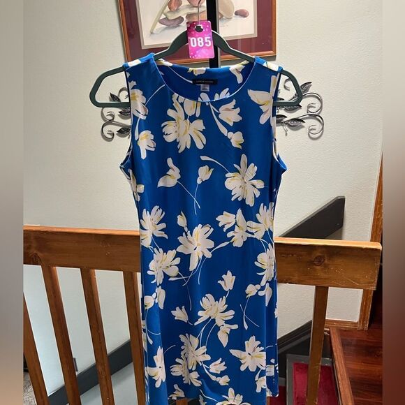 NWOT Tommy Hilfiger Blue Floral Sleeveless Dress Size 4 #085 - Picture 7 of 7